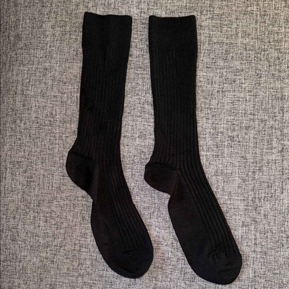 Black Ribbed Socks